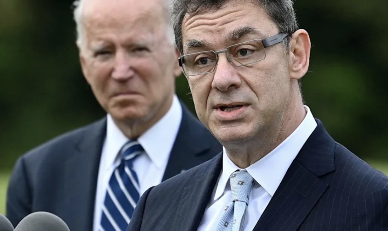 Pfizer Requested Waiver From FDA's Safety Monitoring - UncoverDC