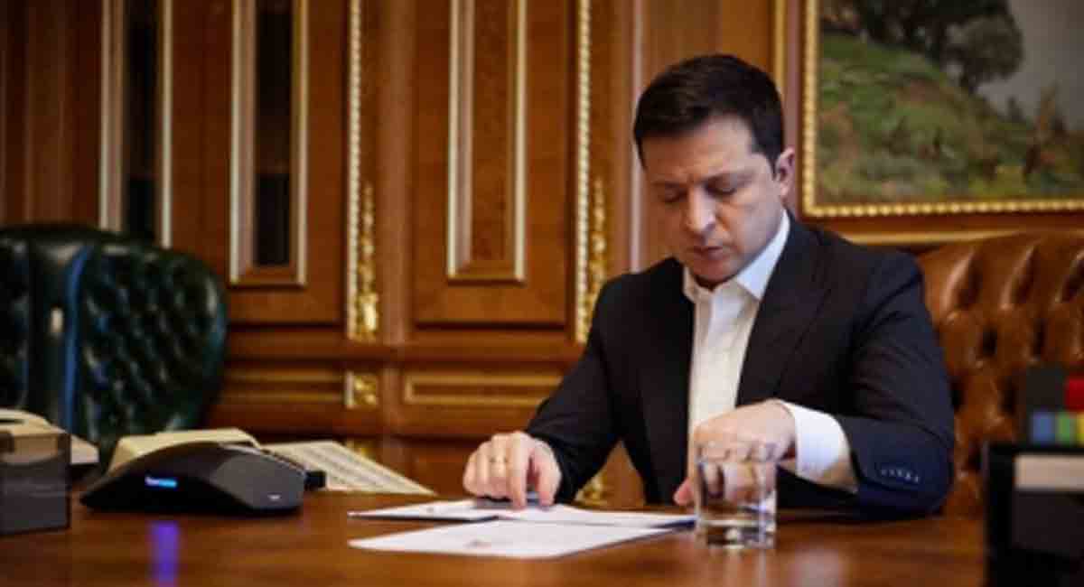 US preparing to create 'Ukrainian Zelensky govt in exile' in Poland