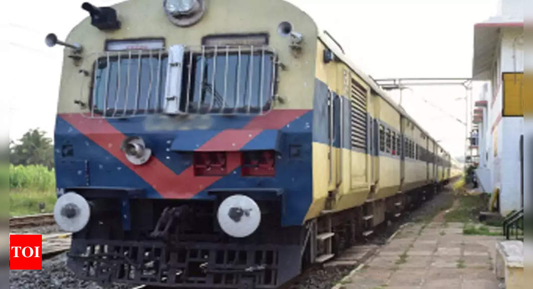 Railway Protection Force rescued 2,200 minors in distress in two months | Mumbai News - Times of India