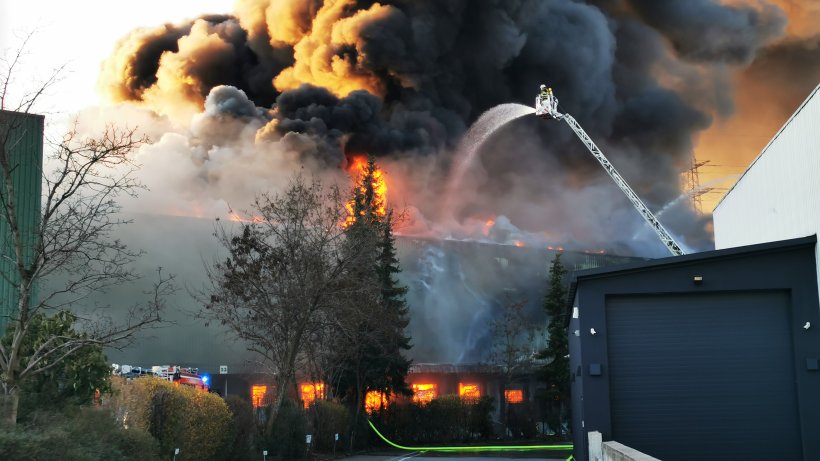 Essen: Huge cloud of smoke over the city - that's behind it - Then24