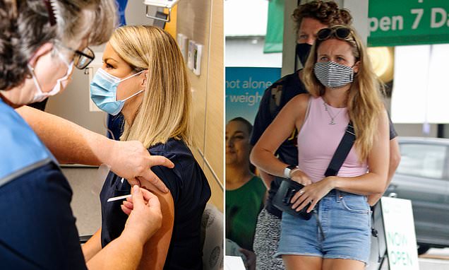 Covid-19 Australia: Fourth vaccine dose recommended for all Australians over 65 | Daily Mail Online