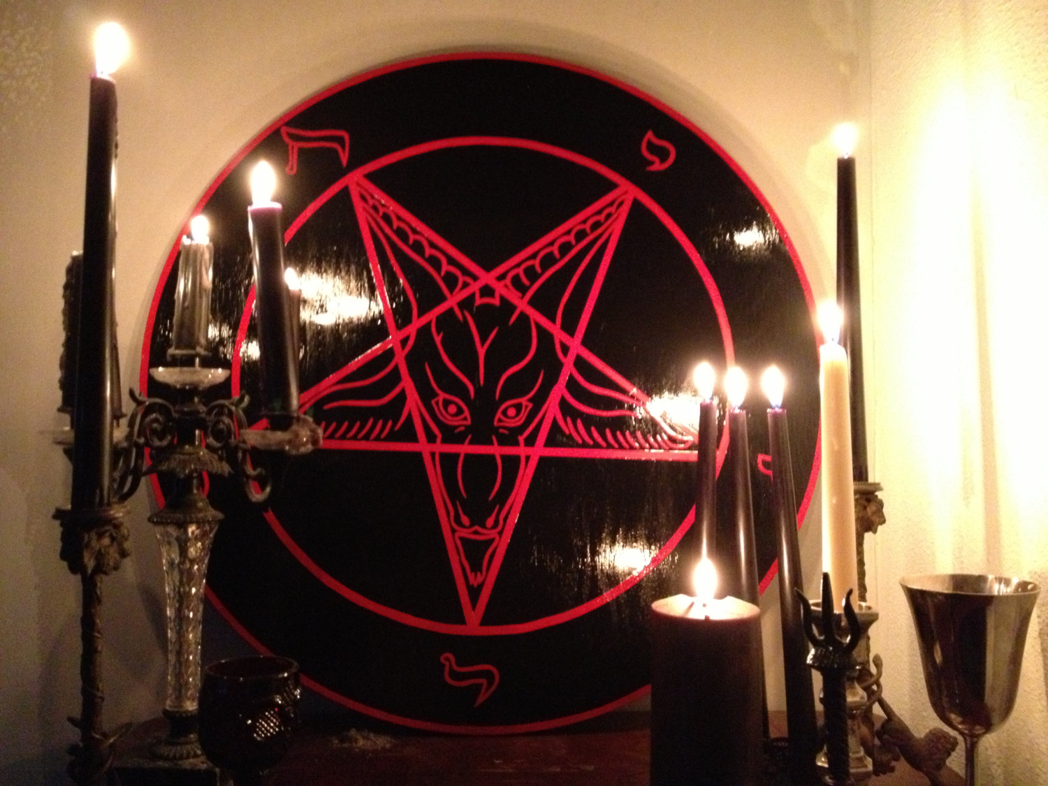 Australian Adept Unveiled World Satanic Control in 2004 – Telegraph