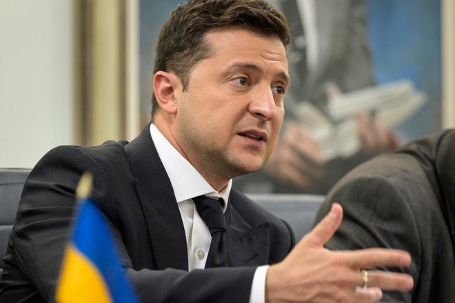 Did Zelensky assist his parents to escape whilst urging men to stay and fight on – Europe Renaissance
