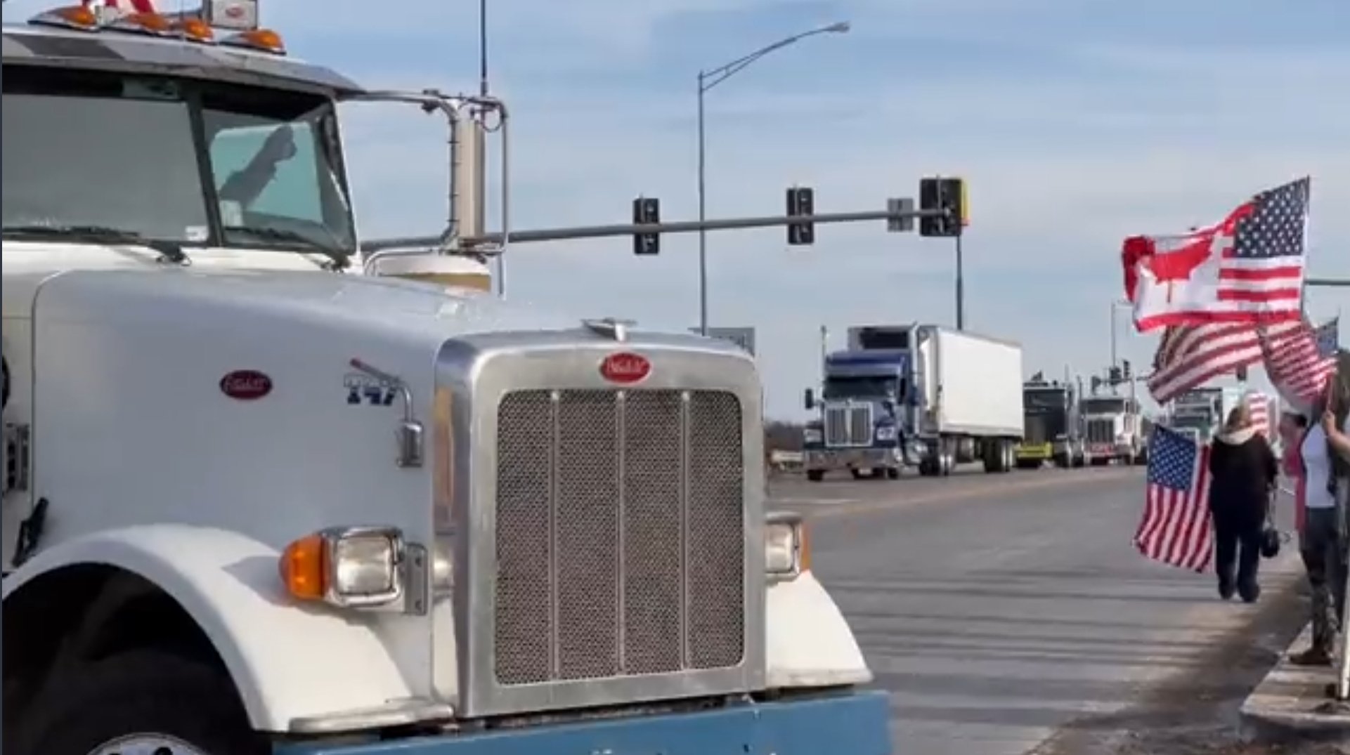 SIX More Trucker Convoys Plan on Merging With 'The People's Convoy' When It Reaches Indianapolis - Organizers Expect Over 10,000 Vehicles to Join the Already 3,000-Strong Group (VIDEO)