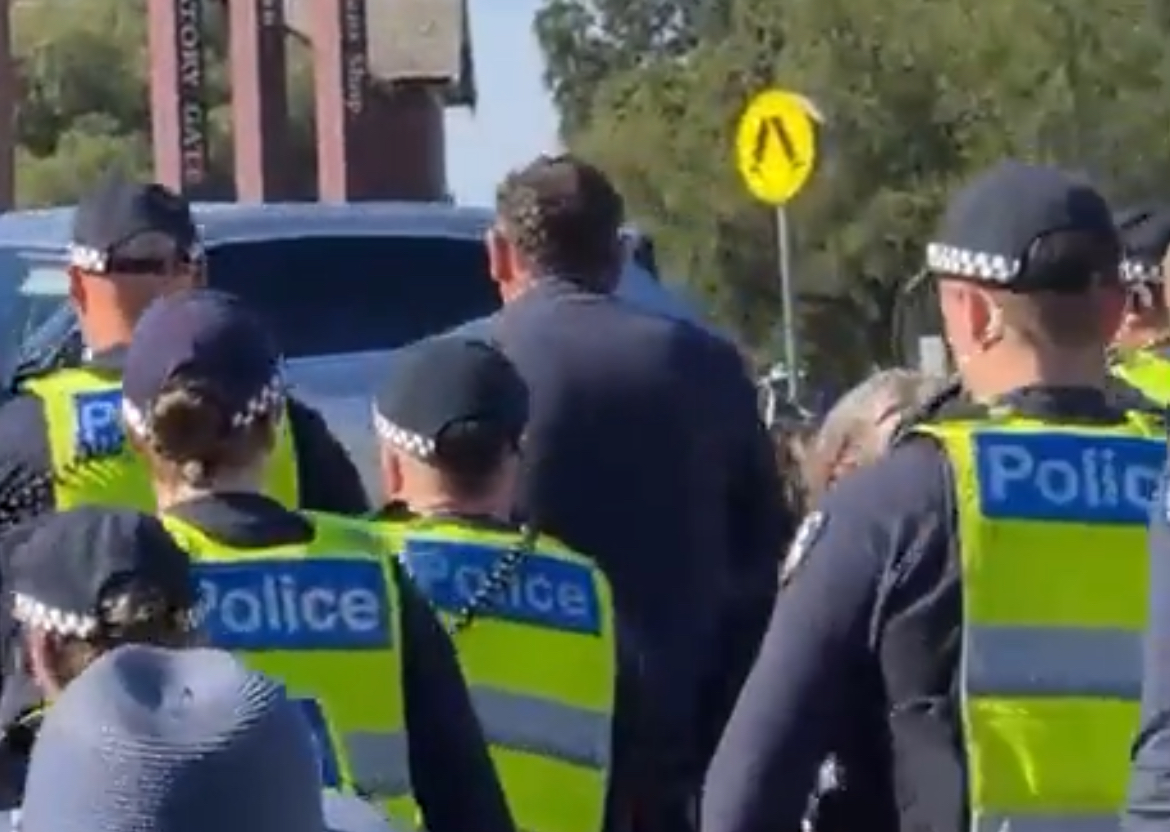 Daniel Andrews required Massive Police Escort at Shrine of Remembrance - XYZ