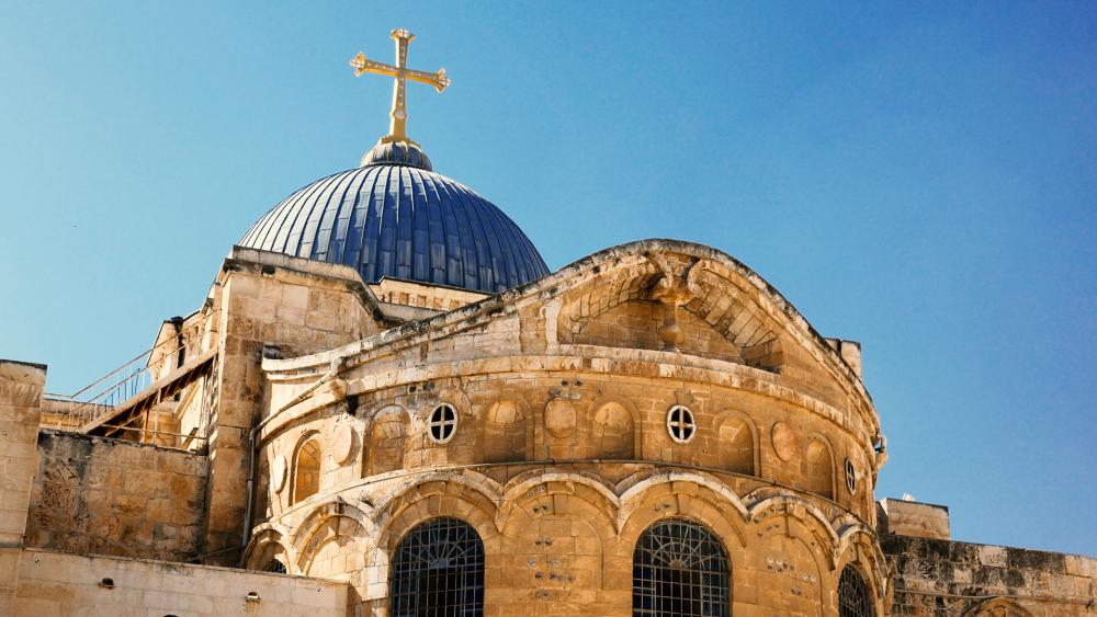 Easter and Israeli forces prevent Palestinian Christians from entering church and assault clergy – Europe Renaissance
