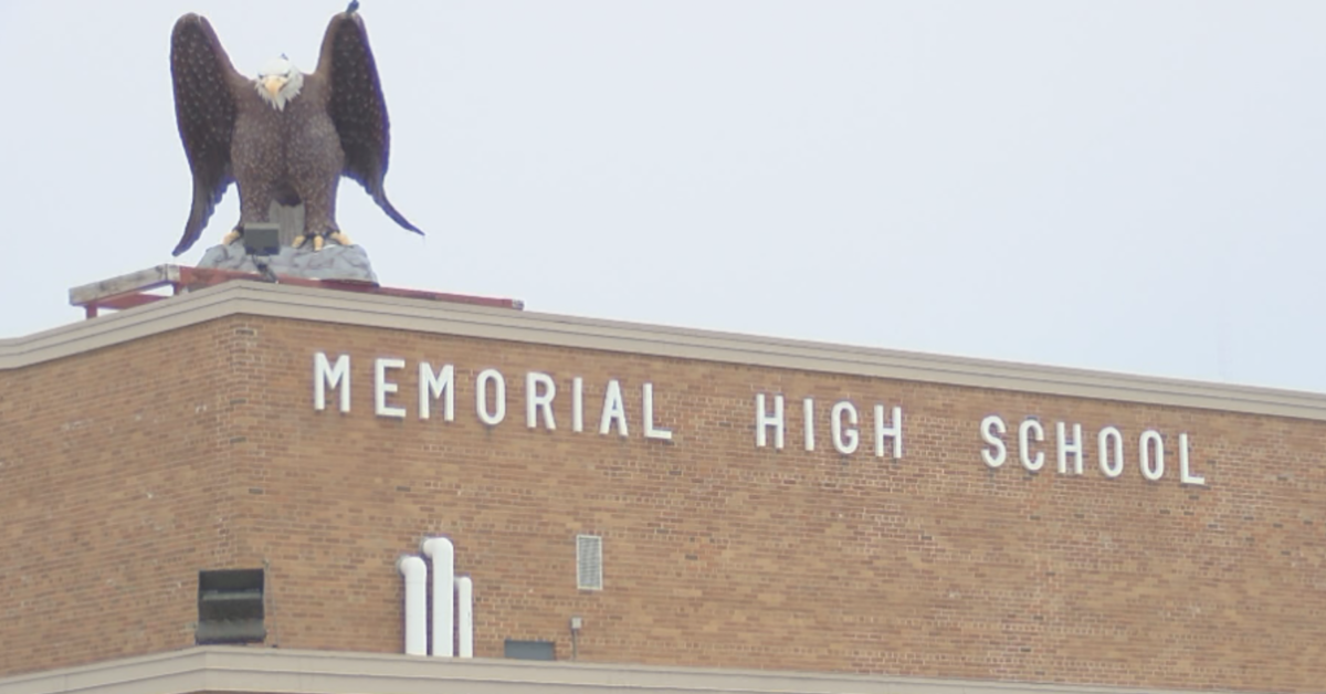 10th grade English class assignment in Eau Claire Area School District teaches students about "gender identity," "personal pronouns," and the "patriarchy" - Parents Defending Education