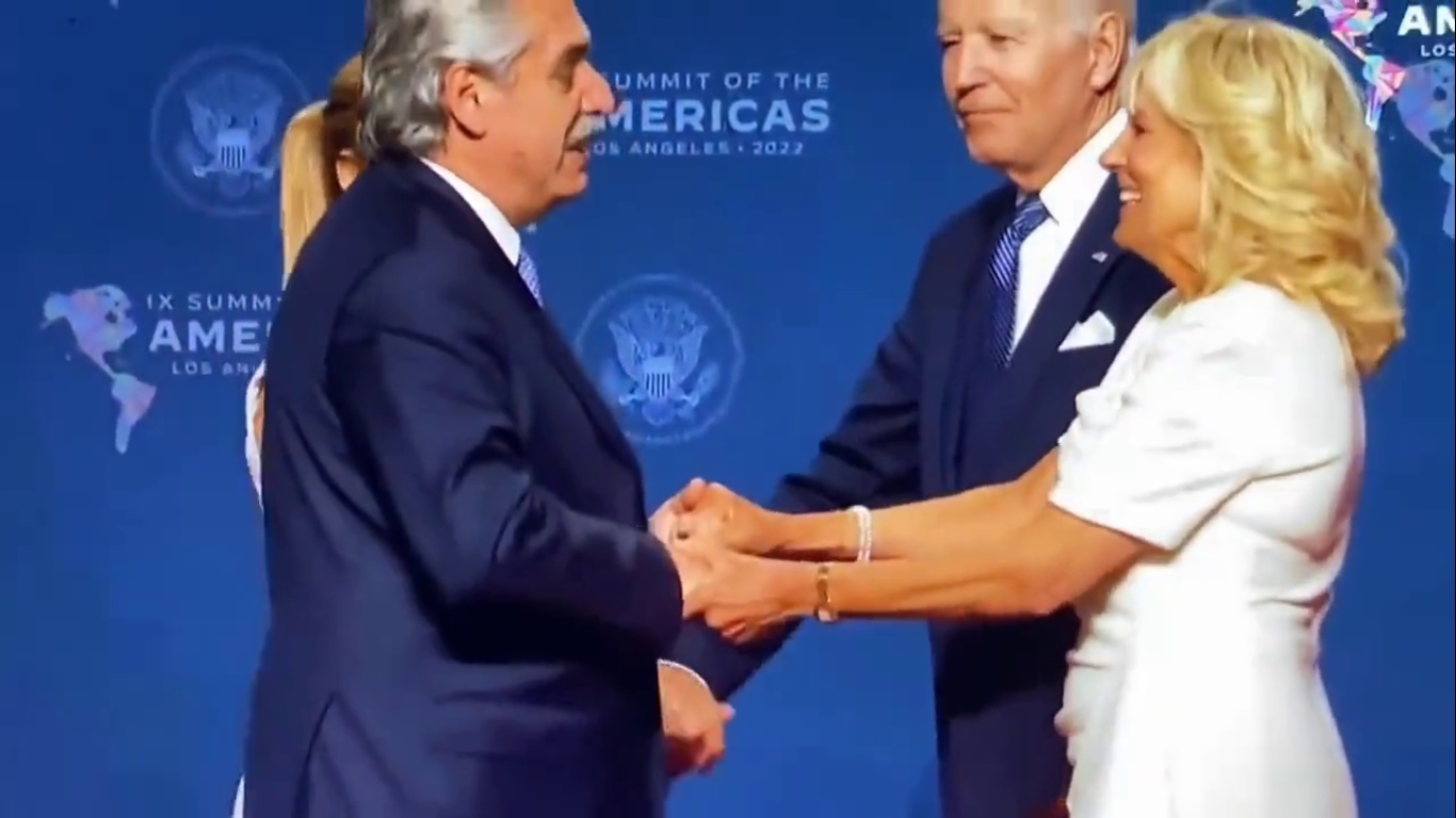 Biden fell in love with the Argentine president’s girlfriend – World-Signals News