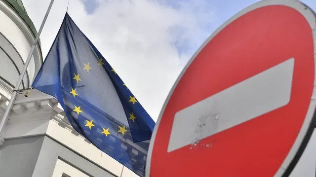 Guess which country is to get a loan so big the interest rates will keep it in chains for centuries to come – Europe Renaissance
