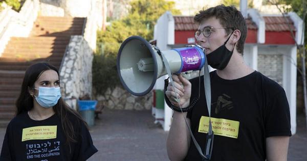 Israel: Sixty teens declare refusal to serve in the army – Telegraph