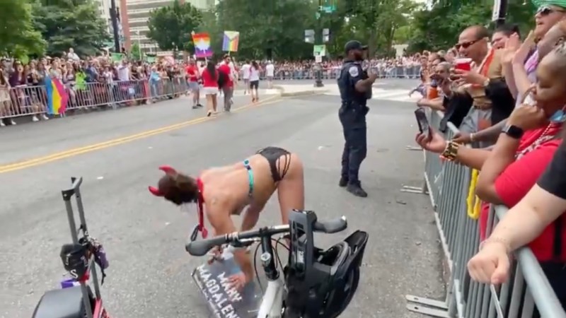 HORRIFIC: Naked Trannies & Degenerates Take Over D.C. - Zeee Media