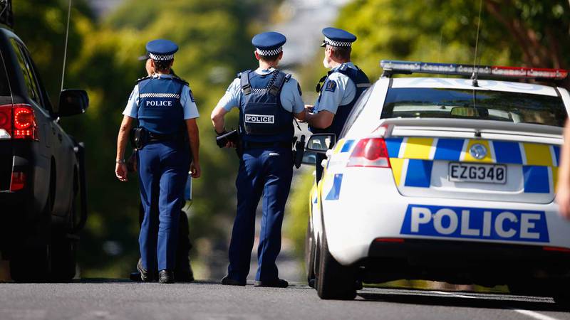 Police are intervening to investigate the many deaths of vaccinated people – World-Signals News