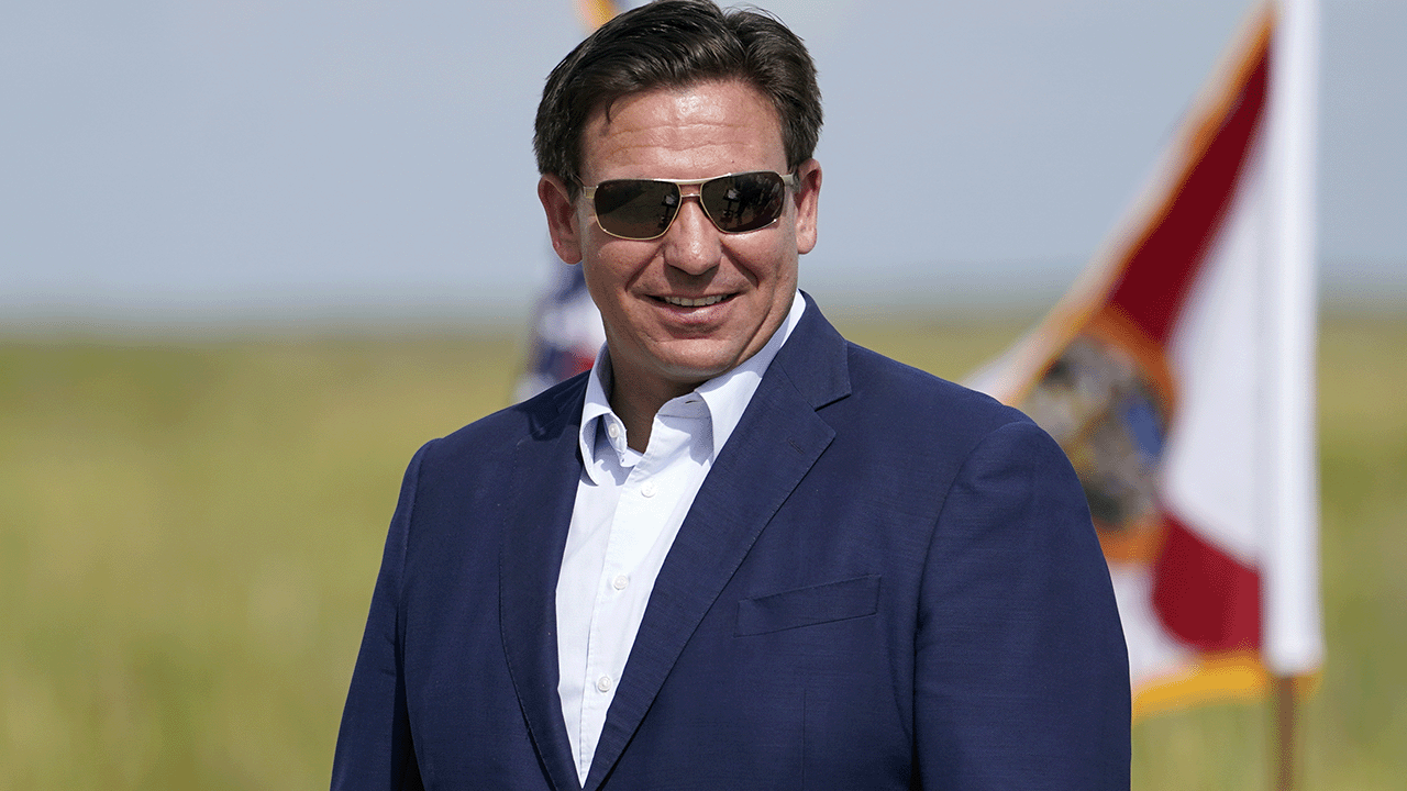 Florida Governor outlines pro-parent 'DeSantis Education Agenda' - Rebel News