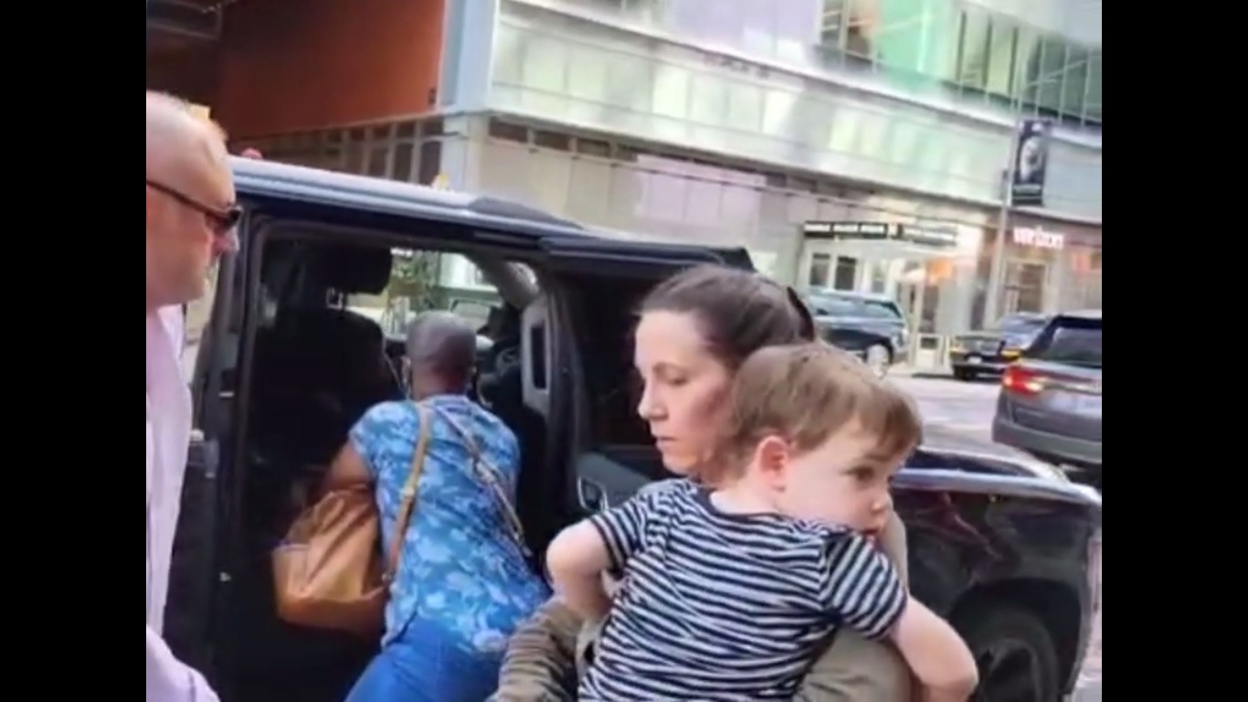 See how mothers proudly bring their children for vaccination – World-Signals News