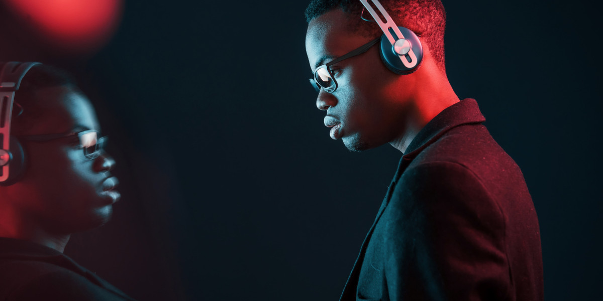 Headphones Explained In Less Than 140 Characters